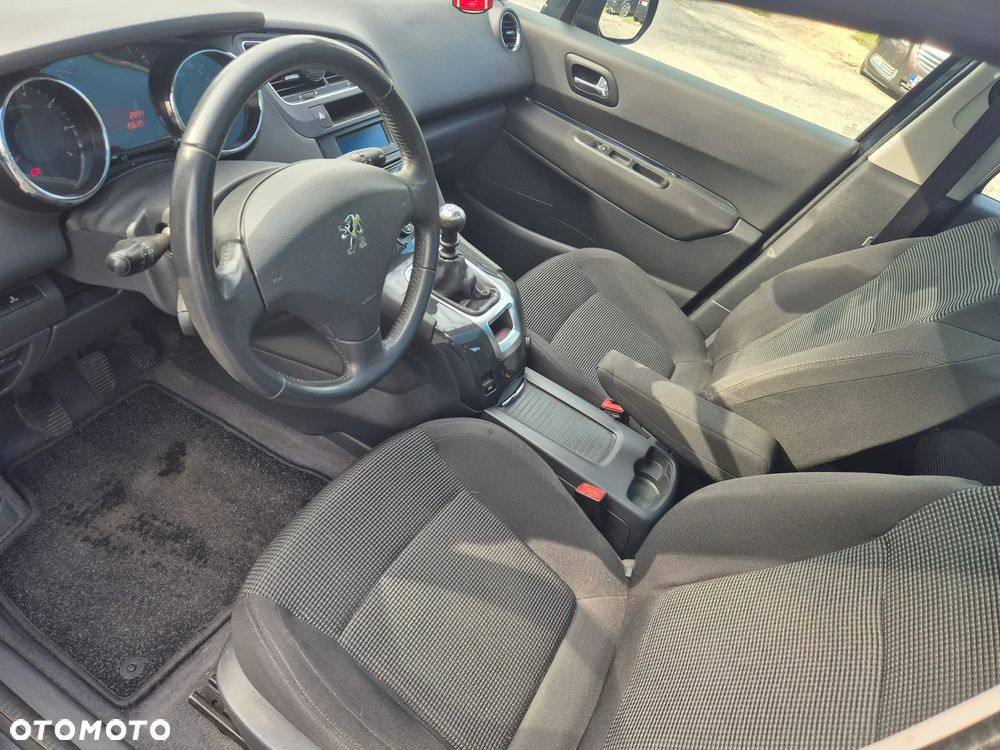 Peugeot 5008 1.6 THP Premium - 10