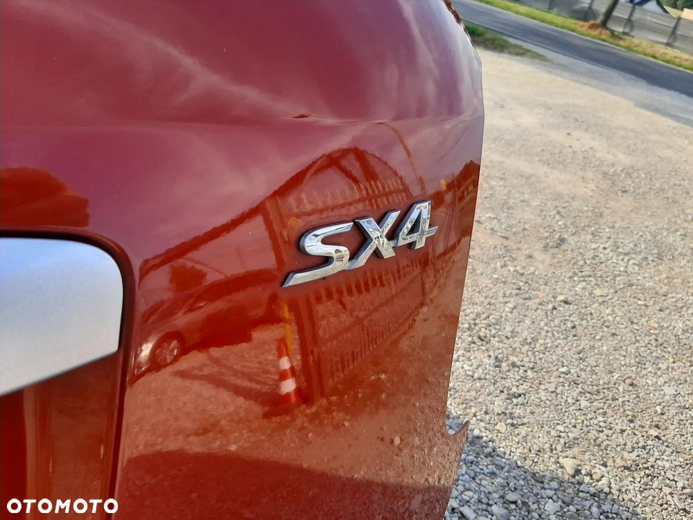 Suzuki SX4 1.5 Streetline 4x2 Classic - 8