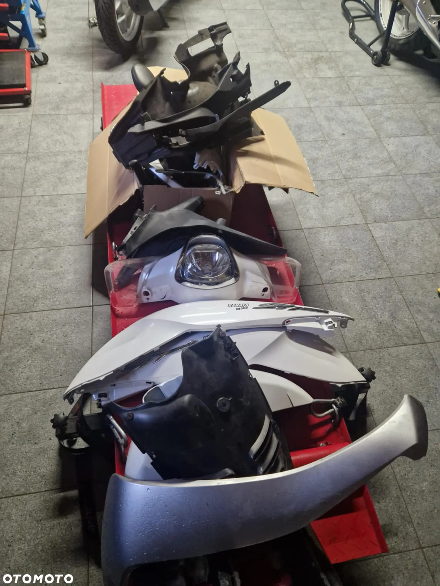 Silnik plastiki koła osprzęt Honda SH125 - 18
