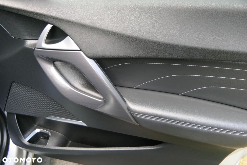 Citroën DS5 1.6 BlueHDi SoChic - 29