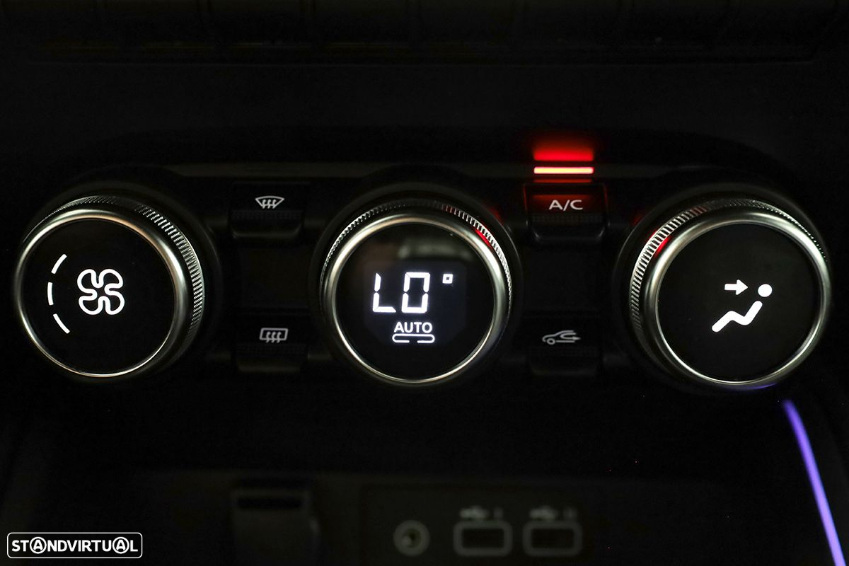 Renault Clio 1.0 TCe Techno - 12