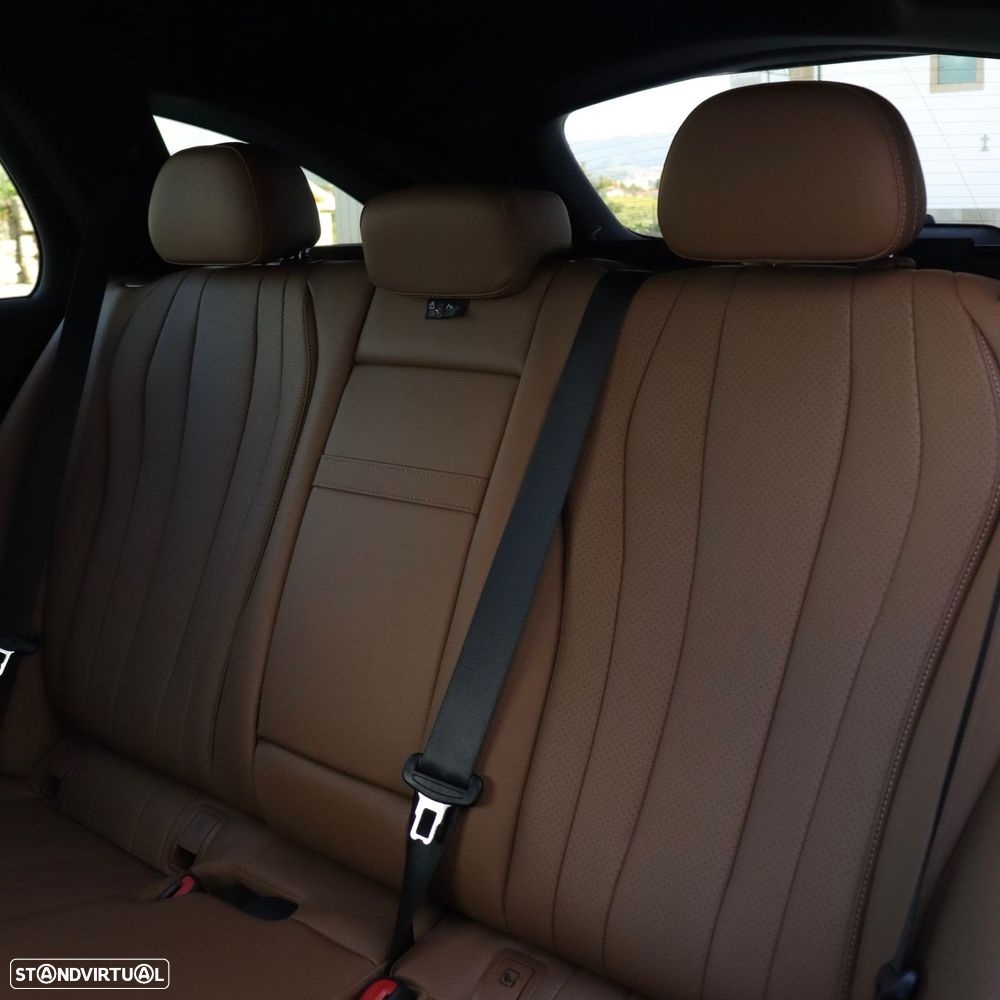 Mercedes-Benz E 300 - 31