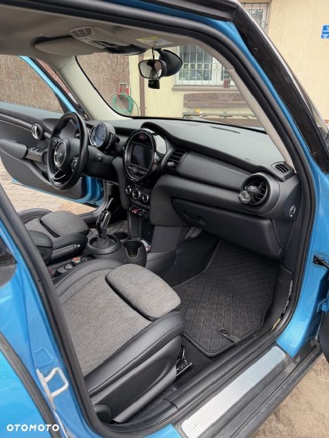 MINI Cooper Standard - 7