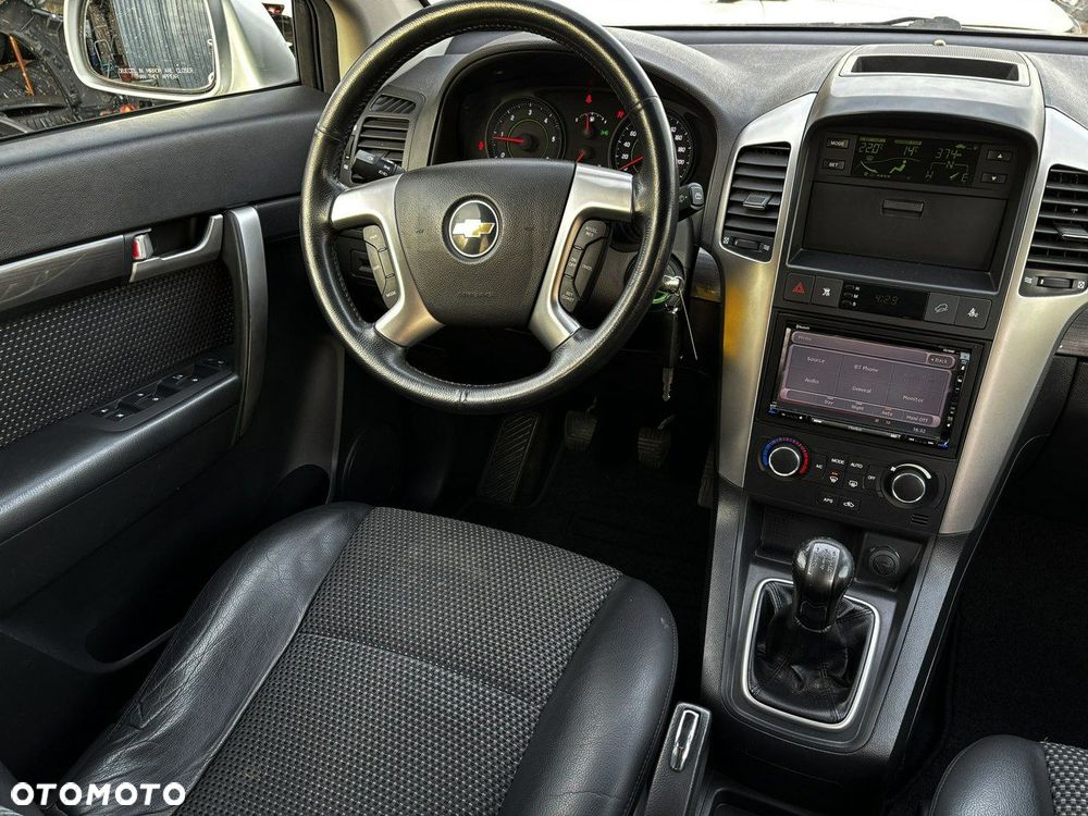 Chevrolet Captiva 2.0 2WD 5 Sitzer LS - 19