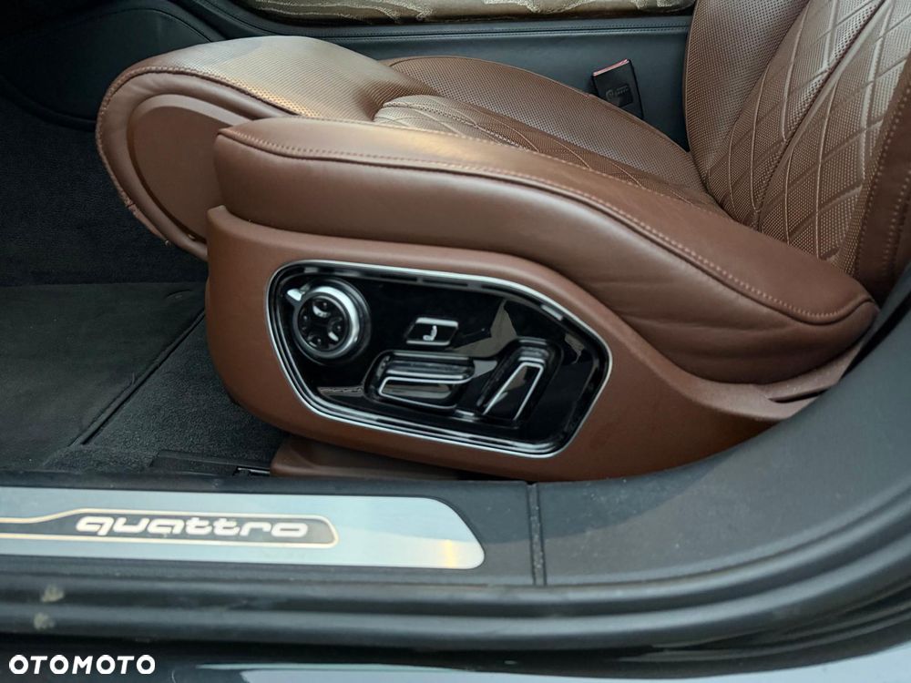 Audi A8 - 29
