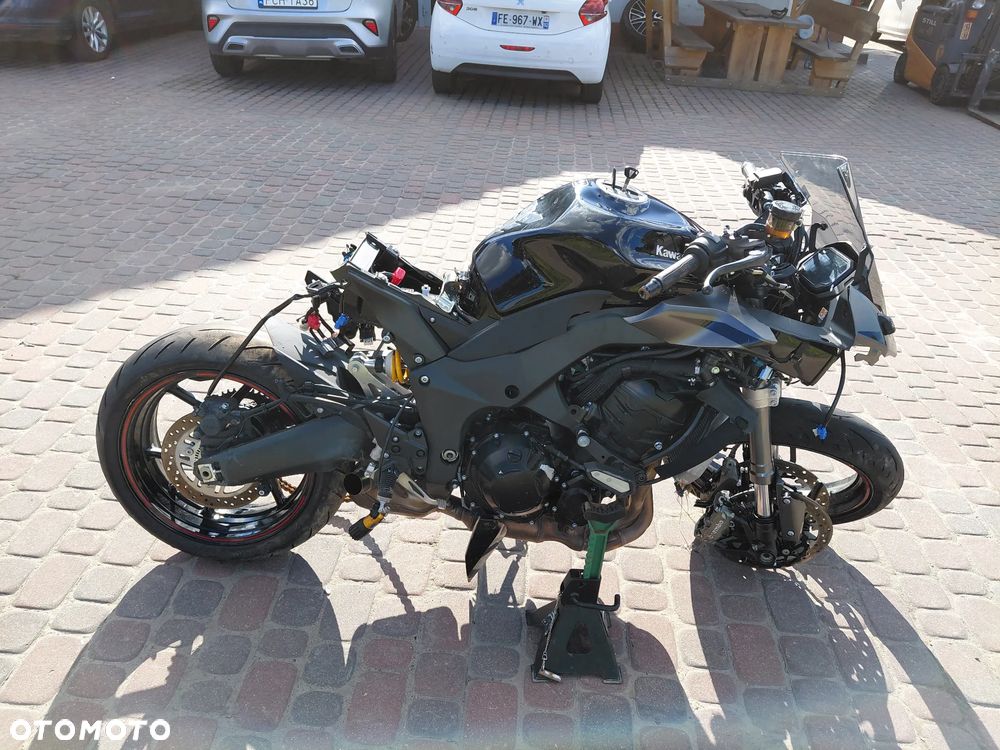 Kawasaki Ninja - 7