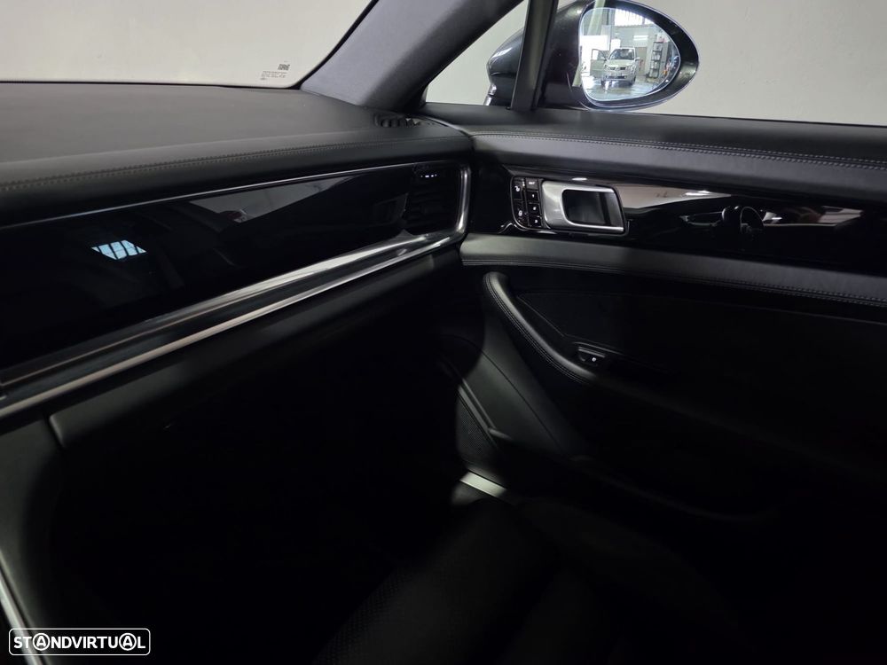 Porsche Panamera 4 E-Hybrid Executive - 15