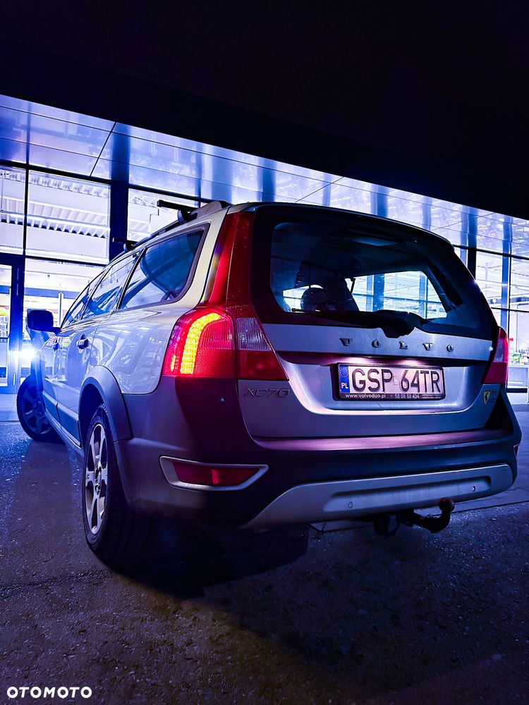 Volvo XC 70 D5 AWD Kinetic - 37