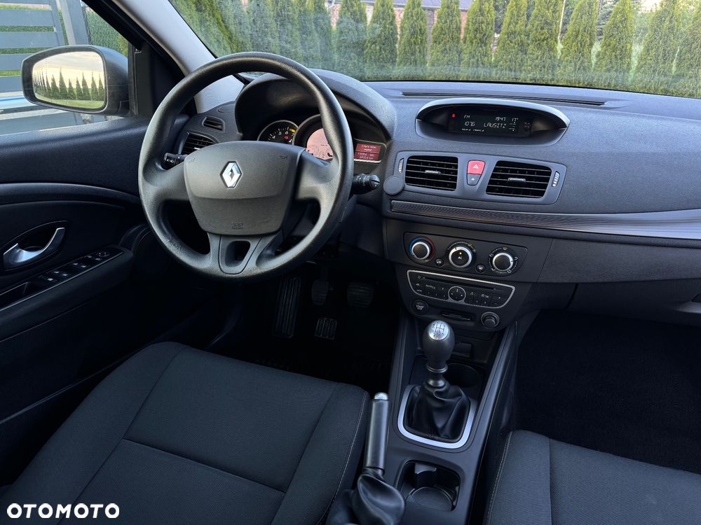 Renault Megane - 11