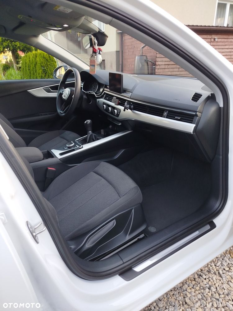 Audi A4 Avant - 6