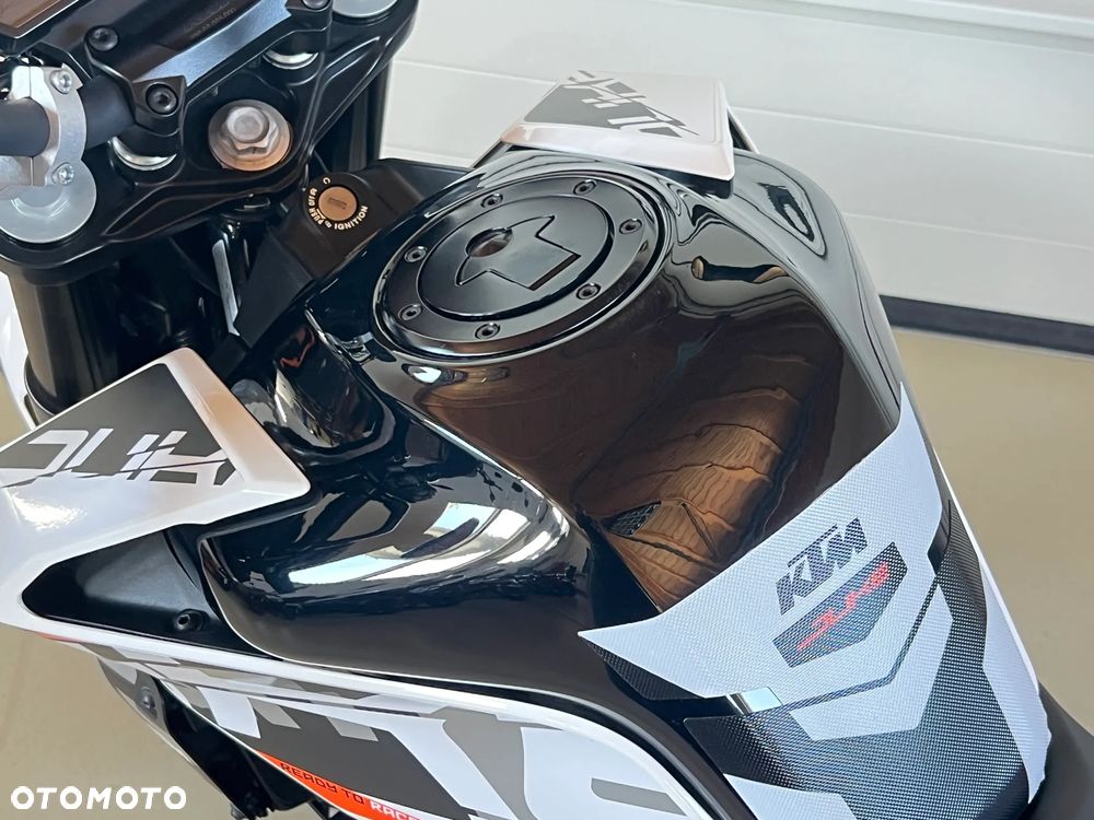 KTM Duke 125 - 14