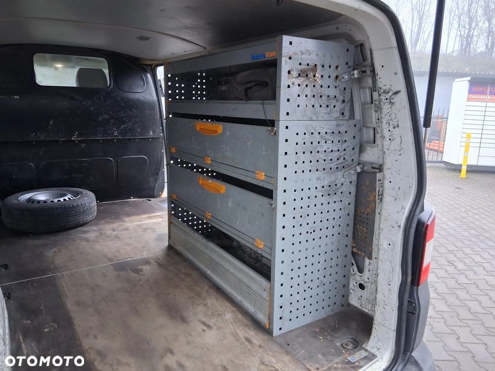 Volkswagen Transporter - 14