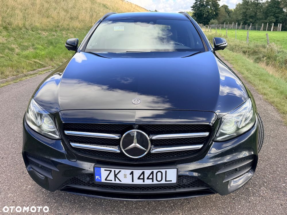 Mercedes-Benz Klasa E 220 d 4-Matic Business Edition 9G-TRONIC - 17