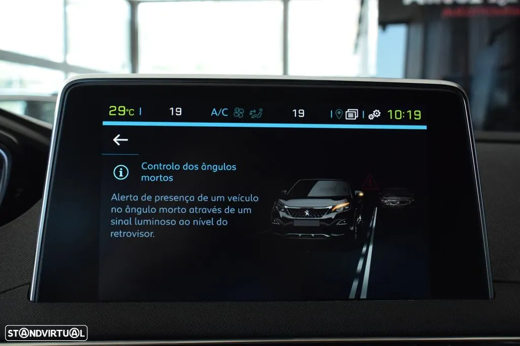 Peugeot 3008 1.6 Hybrid4 GT e-EAT8 - 26