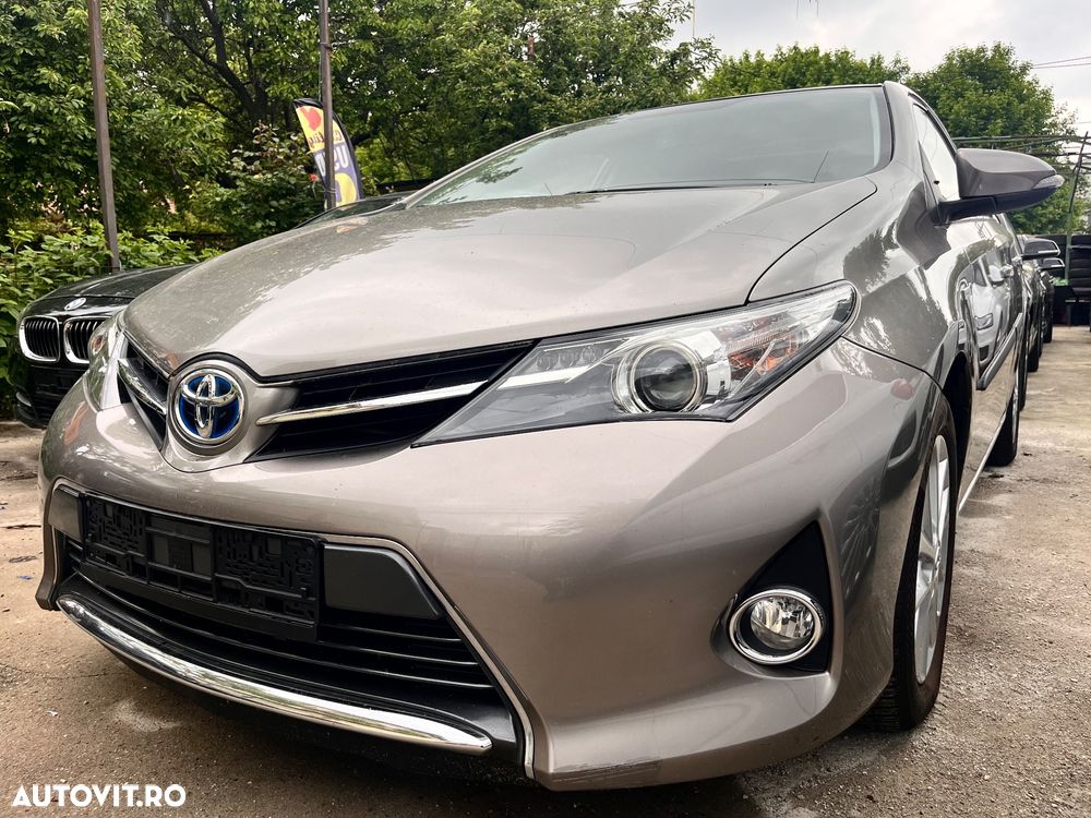 Toyota Auris 1.8 VVT-i Automatik Cool - 1