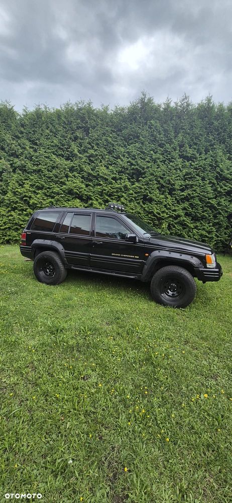 Jeep Grand Cherokee - 4
