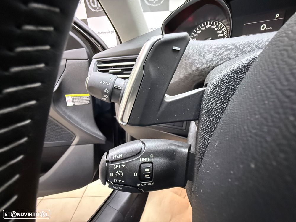 Peugeot 308 PureTech 130 GPF EAT8 Stop & Start Allure Pack - 12