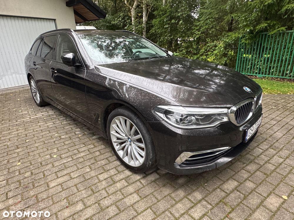 BMW Seria 5 520d xDrive Luxury Line sport - 1