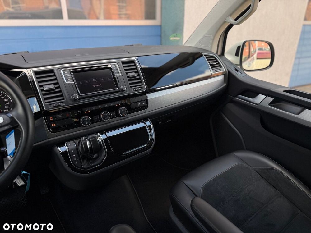 Volkswagen Multivan - 20