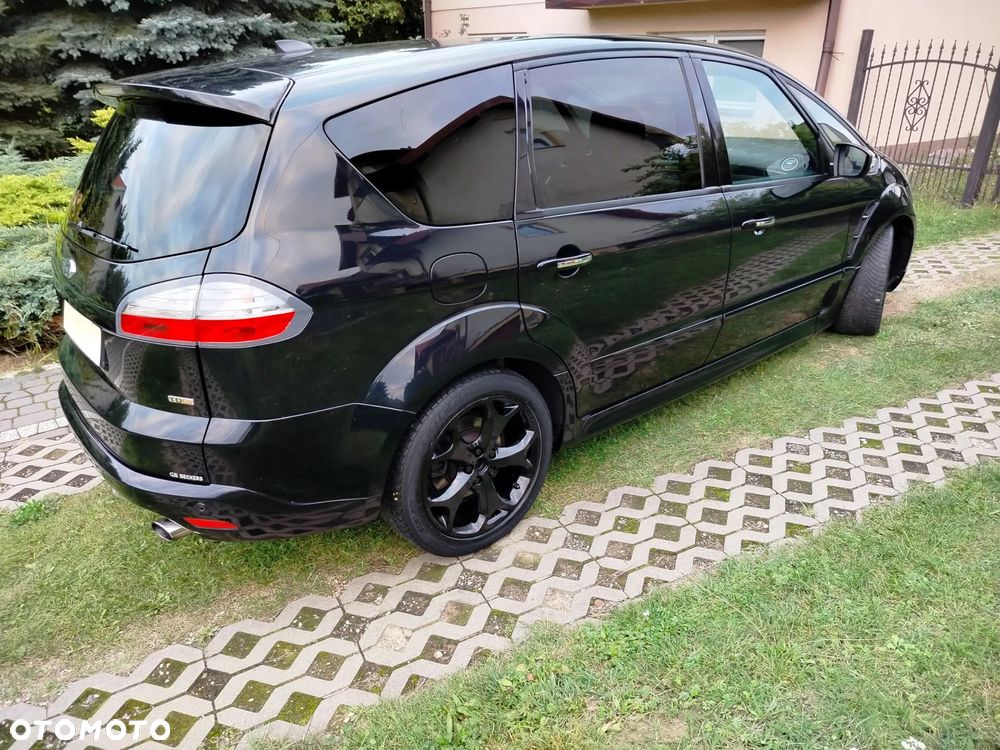 Ford S-Max - 37
