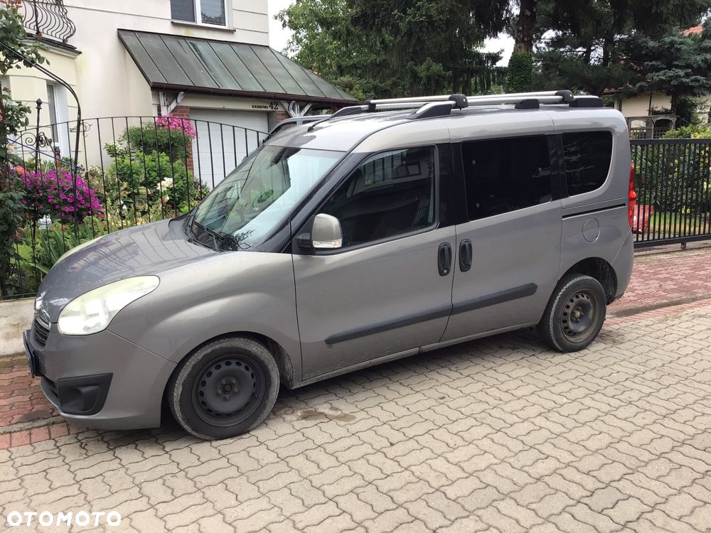 Opel Combo 1.6 CDTI Enjoy - 1