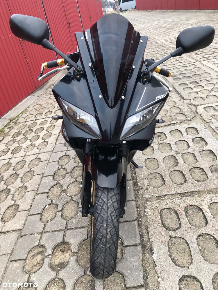 Yamaha YZF - 15