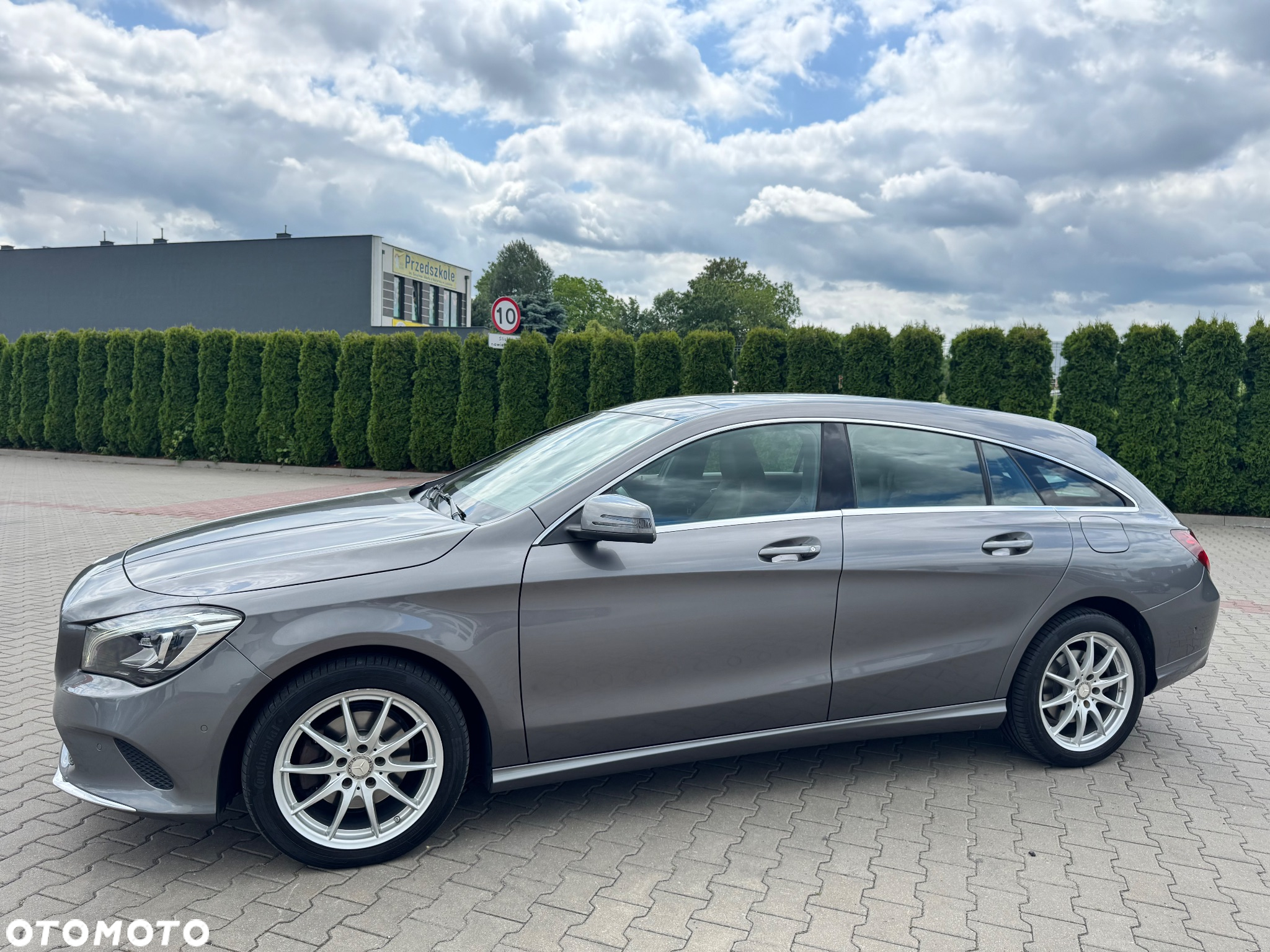 Mercedes-Benz CLA 220 d 4-Matic - 16