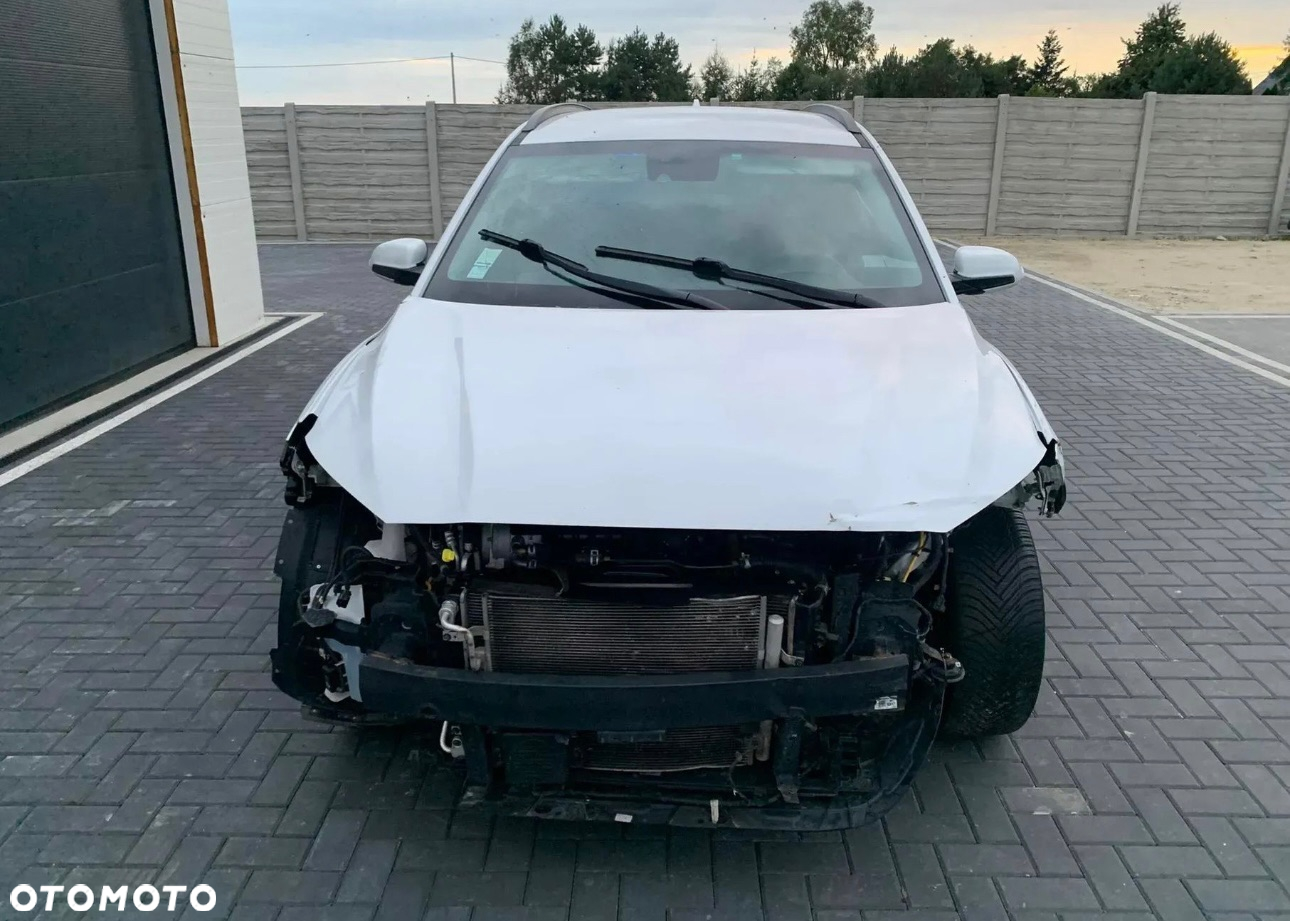 Hyundai Kona 1.6 GDI Hybrid Premium DCT - 12