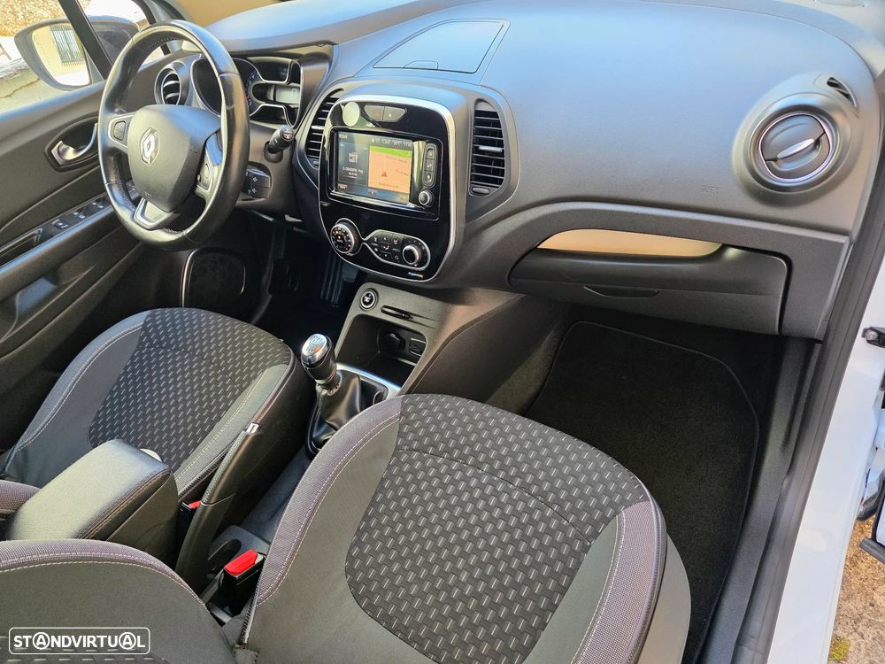 Renault Captur 1.2 TCe Exclusive - 46