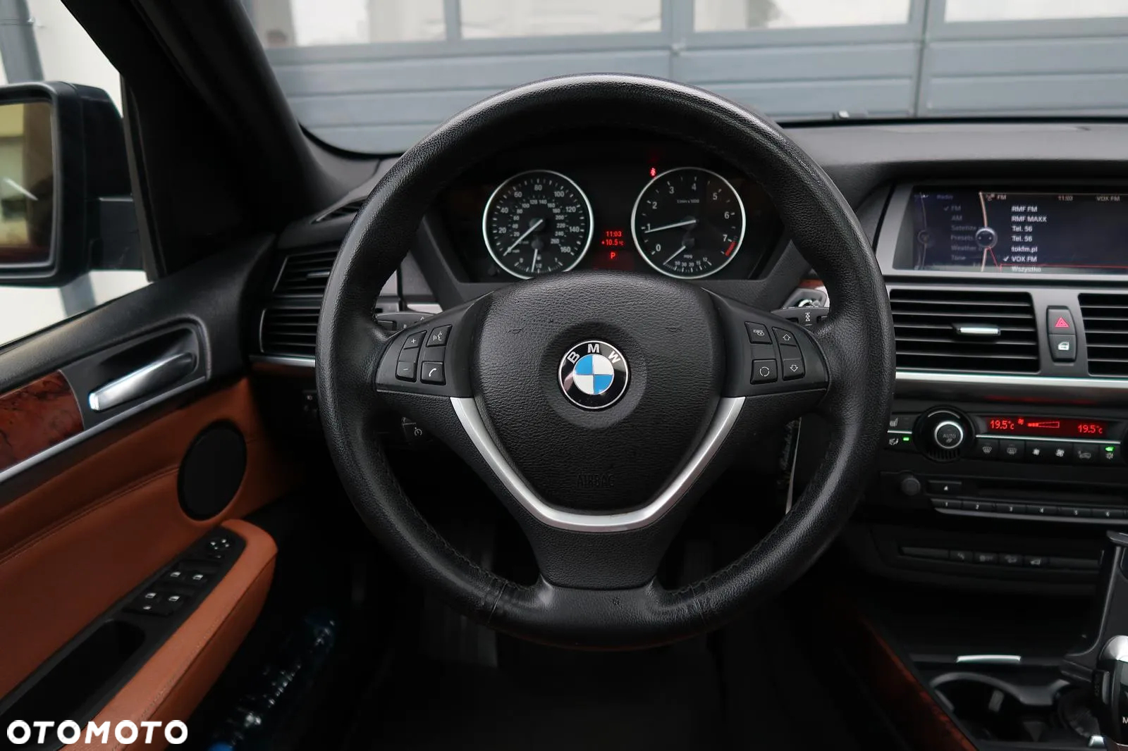 BMW X5 3.0si xDrive - 21