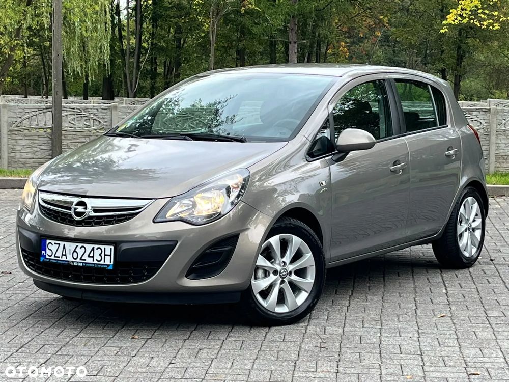 Opel Corsa 1.2 16V Edition / Active - 4