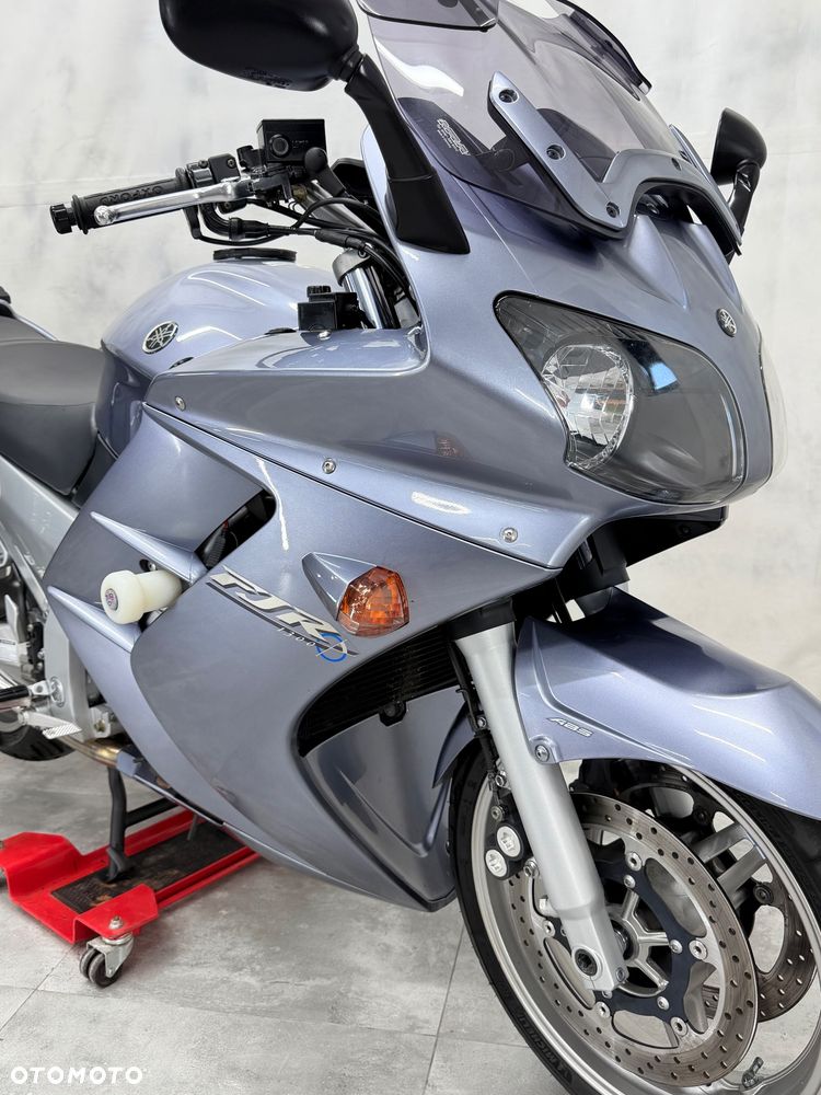 Yamaha FJR - 19