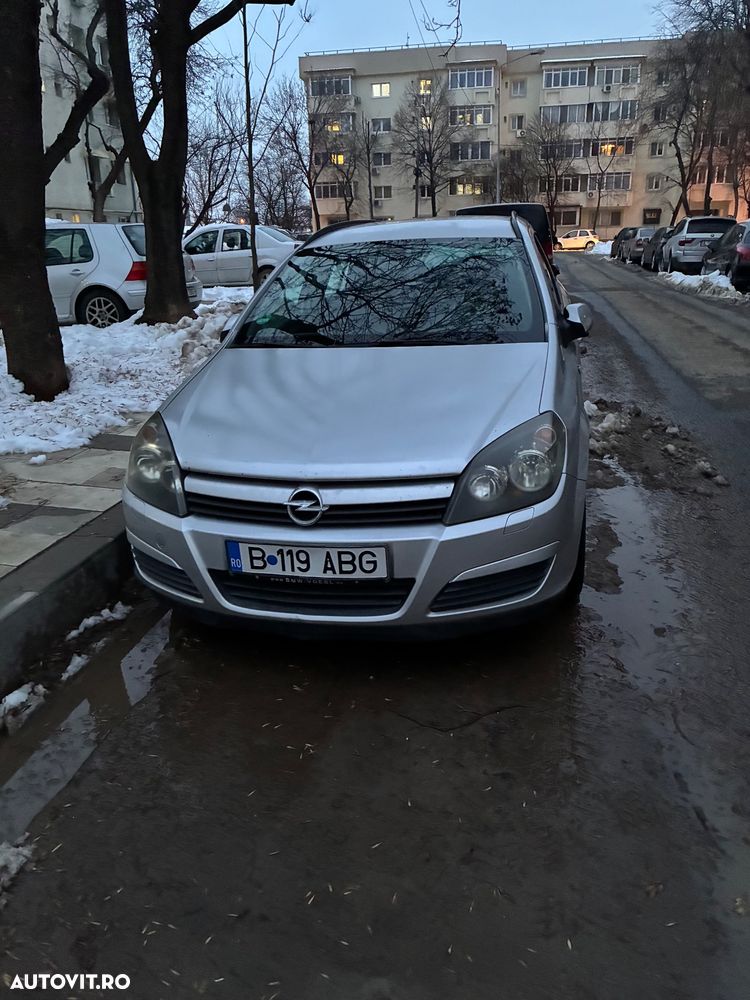 Opel Astra 1.7 CDTi Enjoy - 1