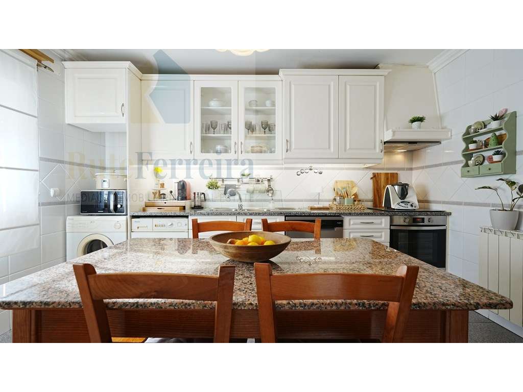 Apartamento T3 em Alcainça! - Grande imagem: 2/34