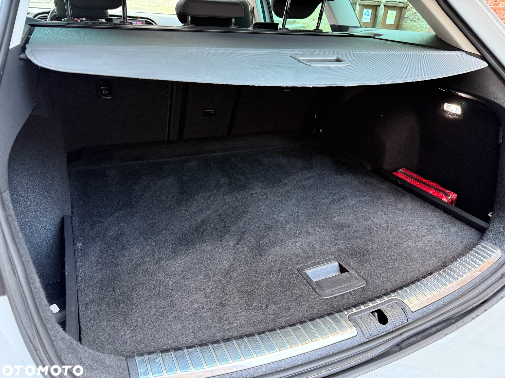 Seat Leon 2.0 TDI DPF DSG FR Black Matt Edition - 23