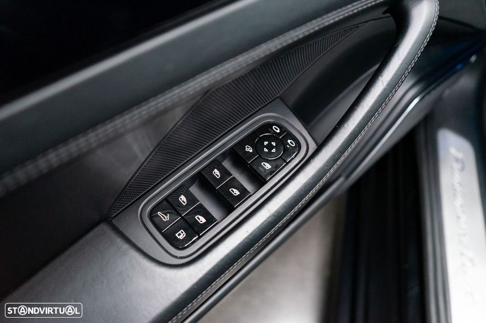 Porsche Panamera Turbo S E-Hybrid - 24