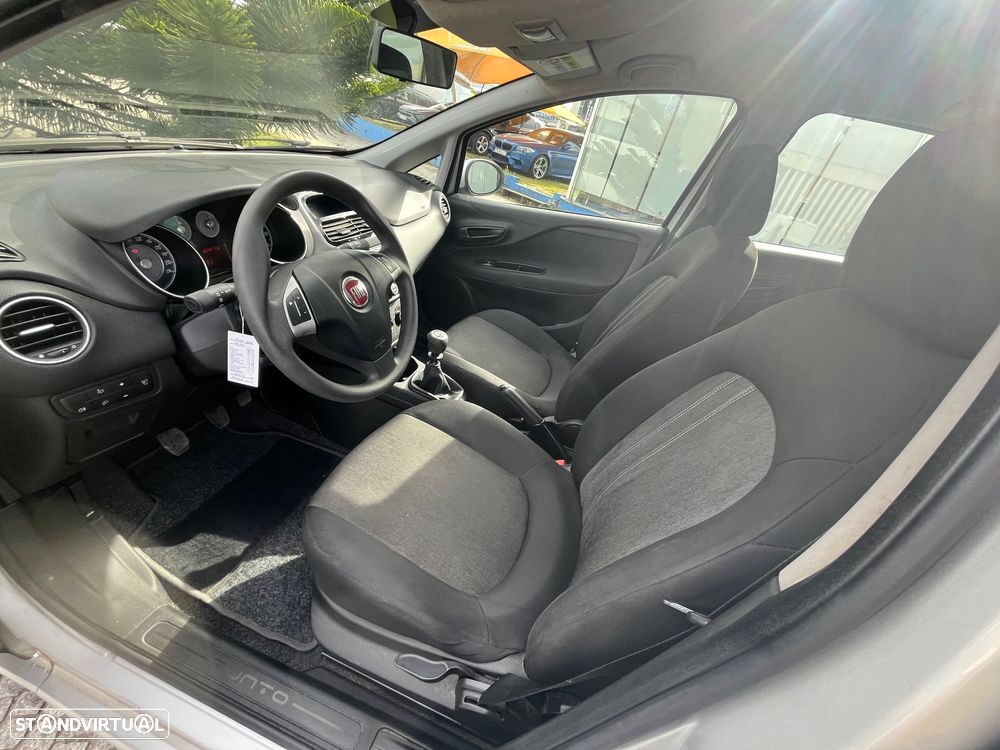 Fiat Punto 1.2 Lounge S&S - 25
