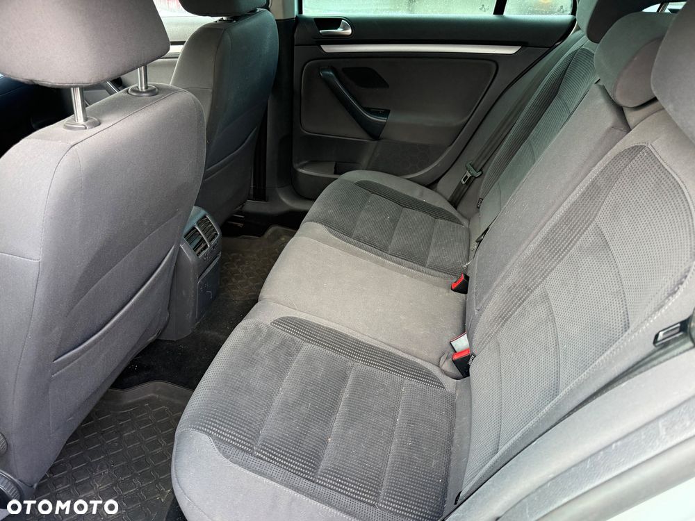 Volkswagen Golf V 1.9 TDI Comfortline - 12