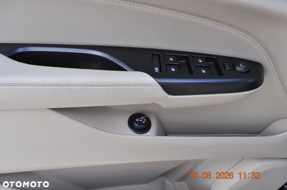 Cadillac SRX 3.6 V6 AWD Sport Luxury - 27