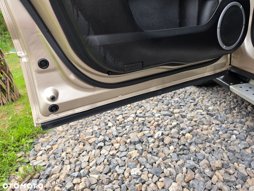 Suzuki Grand Vitara - 36