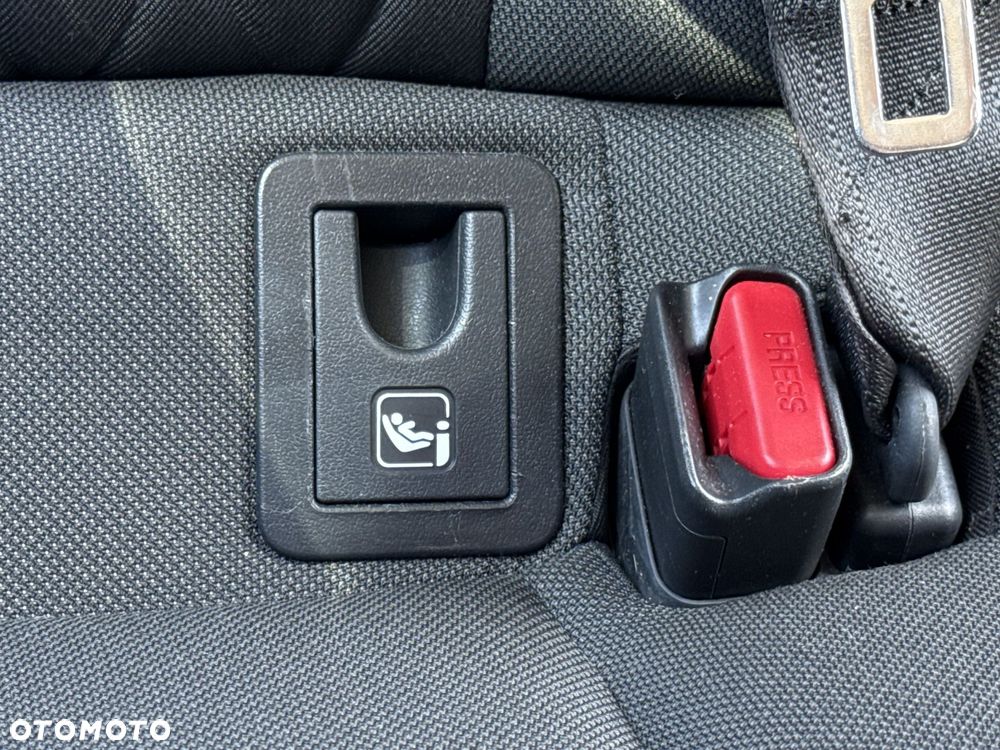 Toyota Corolla - 25