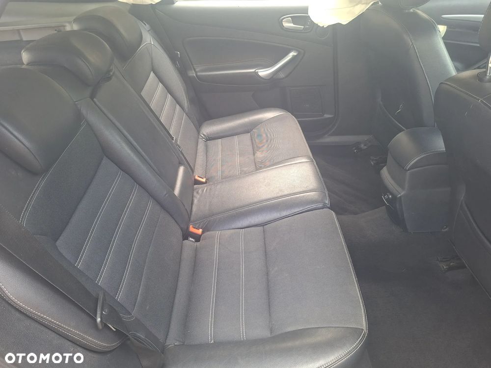 Ford Mondeo 2.0 TDCi Titanium - 4
