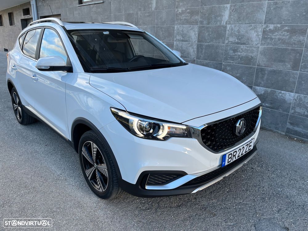 MG ZS EV 44.5 kWh Luxury - 6