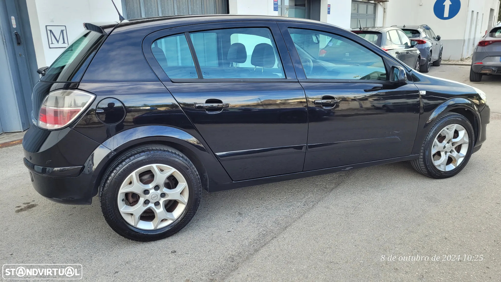 Opel Astra 1.9 CDTi Elegance Auto. - 27