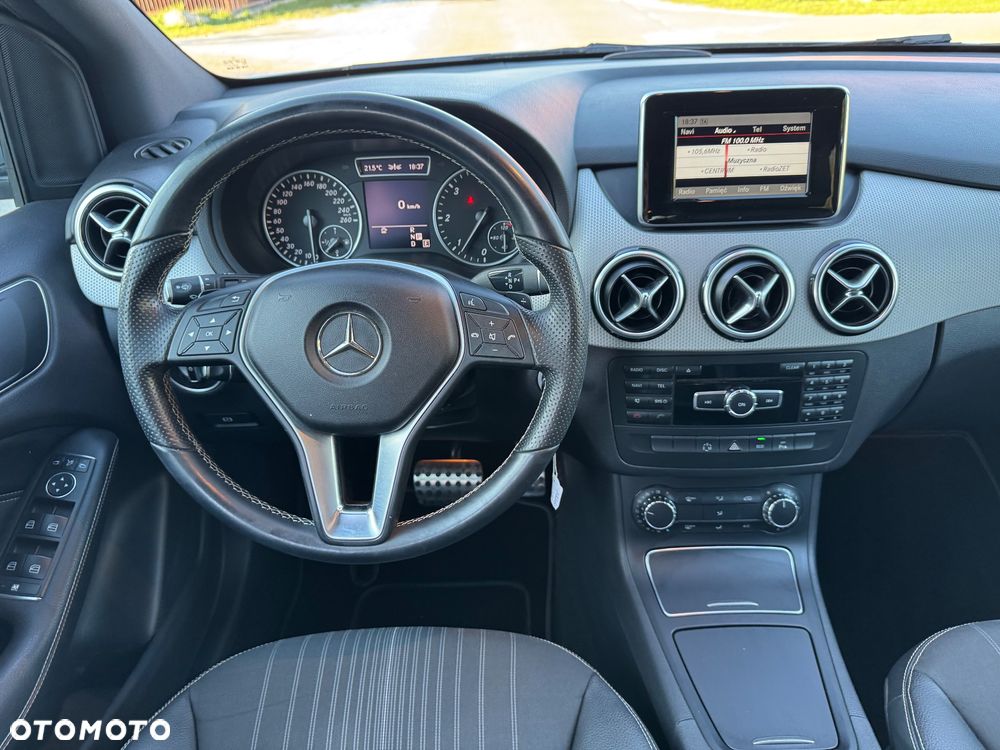 Mercedes-Benz Klasa B 180 CDI (BlueEFFICIENCY) 7G-DCT - 16