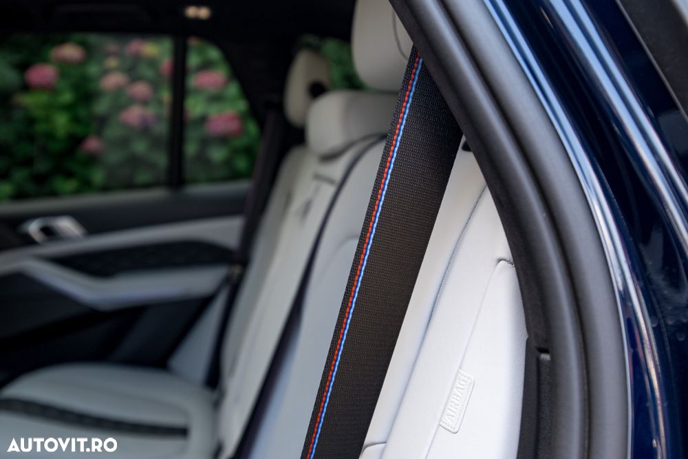 BMW X5 M 2021 — imagine 38
