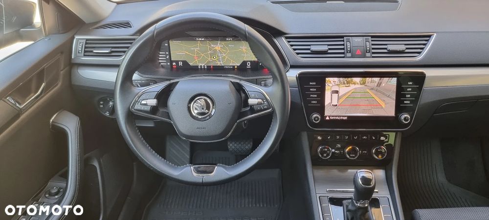 Skoda Superb 2.0 TDI SCR Style DSG - 25