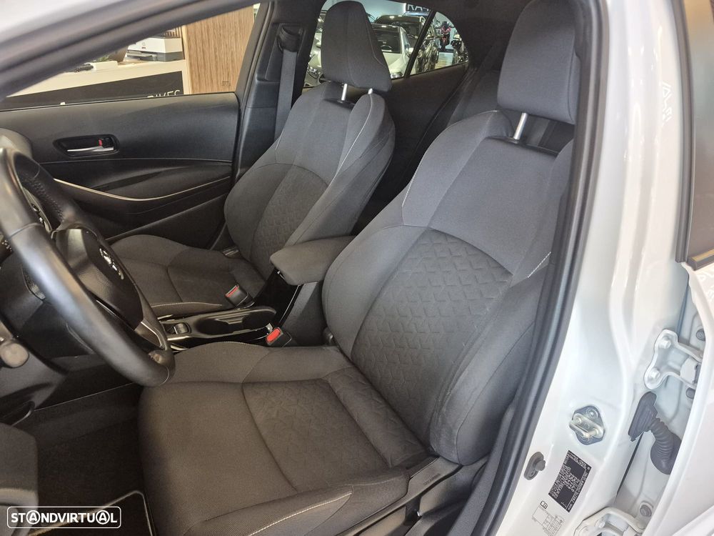 Toyota Corolla 1.8 Hybrid Comfort+P.Sport - 6