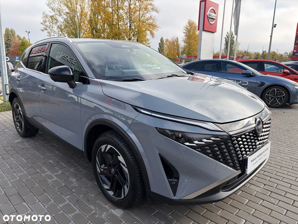Nissan Qashqai 1.3 DIG-T mHEV N-Connecta Xtronic - 4