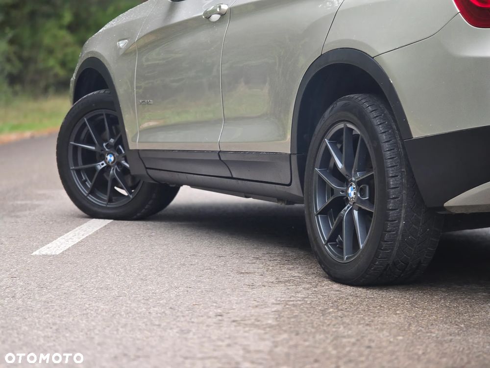BMW X3 xDrive20i - 34